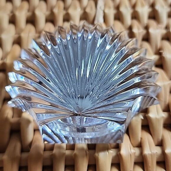 Waterford Crystal Seashell Clock - Picture 11 of 12